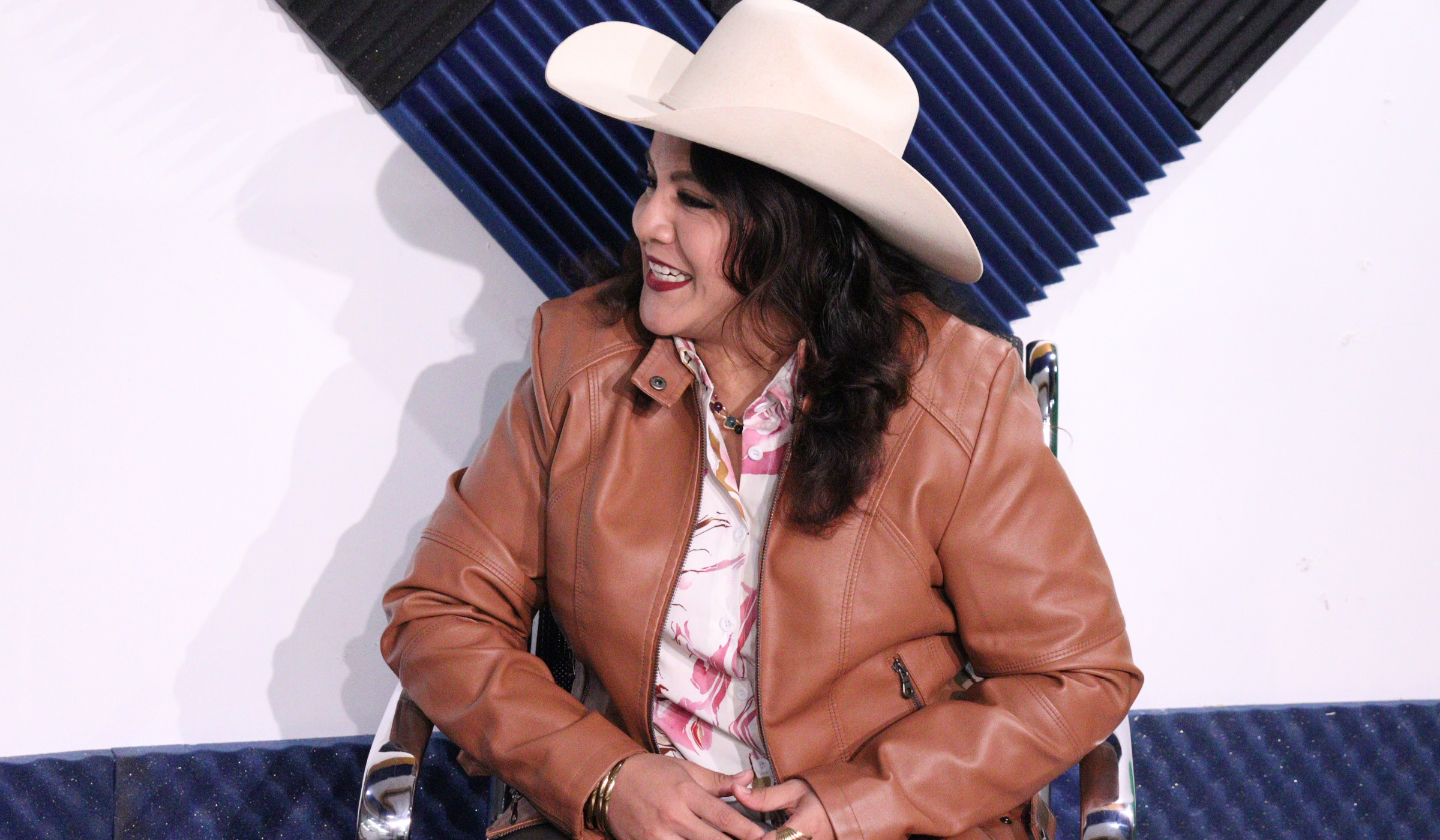 La cantante relató trayectoria, mentores y álbum en plataformas.