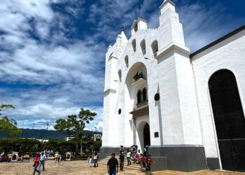 Monseñor González señaló pérdida de valores familiares como causa del fenómeno.