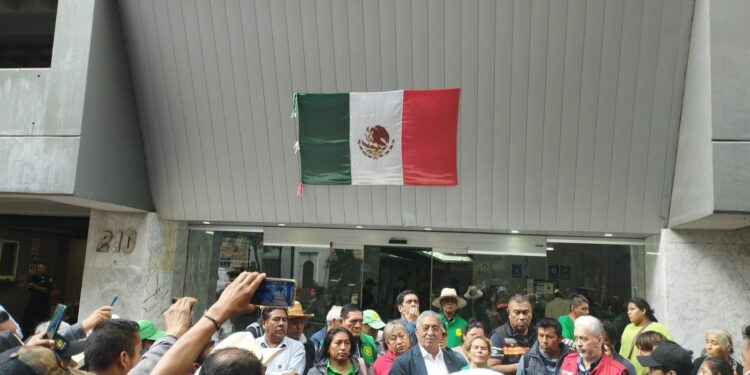 La UNTA pidió destinar 25 por ciento de casas al sector rural.