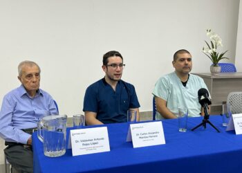 Especialistas realizaron operación torácica mínimamente invasiva en Tuxtla.