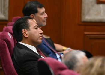 El gobernador acudió a la sesión solemne de la nueva SCJN en México.