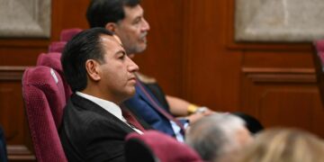 El gobernador acudió a la sesión solemne de la nueva SCJN en México.