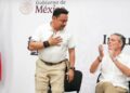 Moreno Guillén celebró apertura del Centro Multiservicios de la Comar.