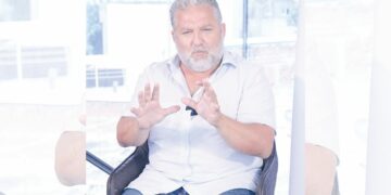 Consultor europeo propone estrategia unificada para atraer turismo internacional.