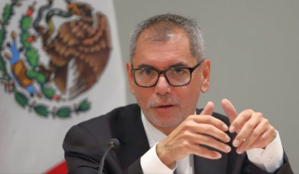 Aunque existe comunicación entre los senadores y el gobierno federal, la autonomía legislativa permite que sean los propios legisladores quienes propongan y fortalezcan las leyes.