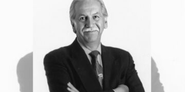 Fue miembro distinguido de la Junta de Gobierno de la Universidad veracruzana, para fortuna nuestra.