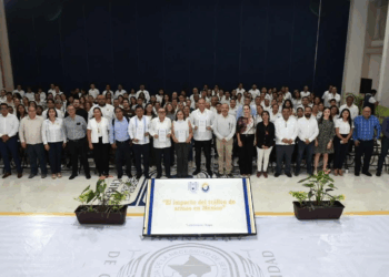 Expertos coincidieron en la necesidad de abordarlo desde un enfoque multidisciplinario.