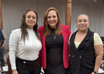 El Ayuntamiento de SCLC junto al DIF Municipal, honraron al gremio por su labor valiente y comprometida con la verdad