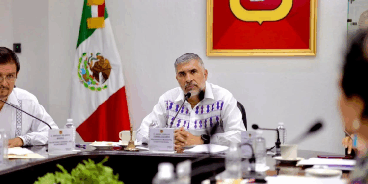 En esta ocasión haremos una diferencia entre los temas tratados es este espacio de IDENTIDAD POLITICA, debido a la evidente conducta tendenciosa de los empleados del Presidente Municipal de Tuxtla Gutiérrez, Chiapas, Ángel Carlos Torres Culebro,