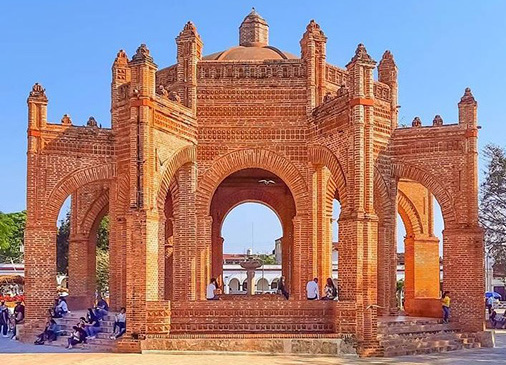 Quienes abogan por un nuevo escudo, son grupos y voces al interior del estado. 