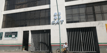 El Servicio de Administración Tributaria informó que 155 de sus 162 oficinas mantuvieron la atención.