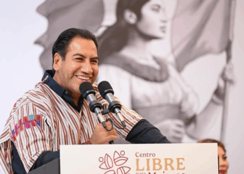 Eduardo Ramírez Aguilar enfrentó con serenidad los recientes hechos de violencia registrados en Arriaga, Jiquipilas, Cintalapa, Ocozocoautla y Villaflores. Lejos del desasosiego, el mandatario mostró liderazgo y control político.