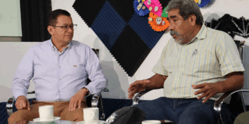 El profesor y también abogado puso en marcha una consultoría con sede permanente en la capital chiapaneca.