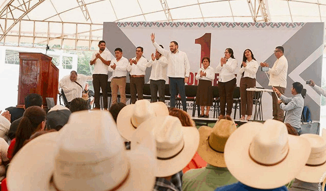 MÁS ALLÁ DEL DISCURSO – 211025