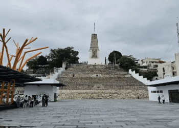 Olvidaron restaurar el drenaje al “modernizar” el Parque Bicentenario en Tuxtla