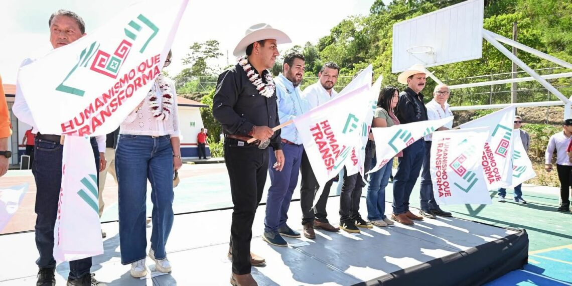 El Gobernador impulsó becas, salud y anunció millonarias obras viales y educativas.