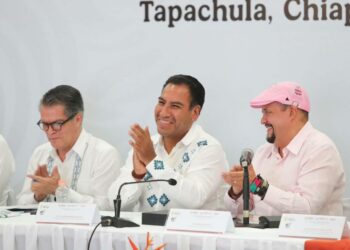 El gobernador encabezó reunión en Tapachula junto a autoridades federales e internacionales.
