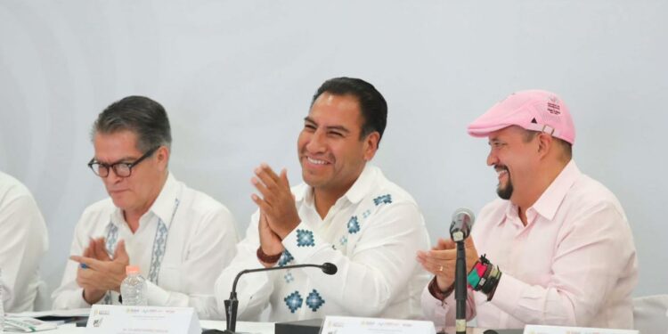 El gobernador encabezó reunión en Tapachula junto a autoridades federales e internacionales.