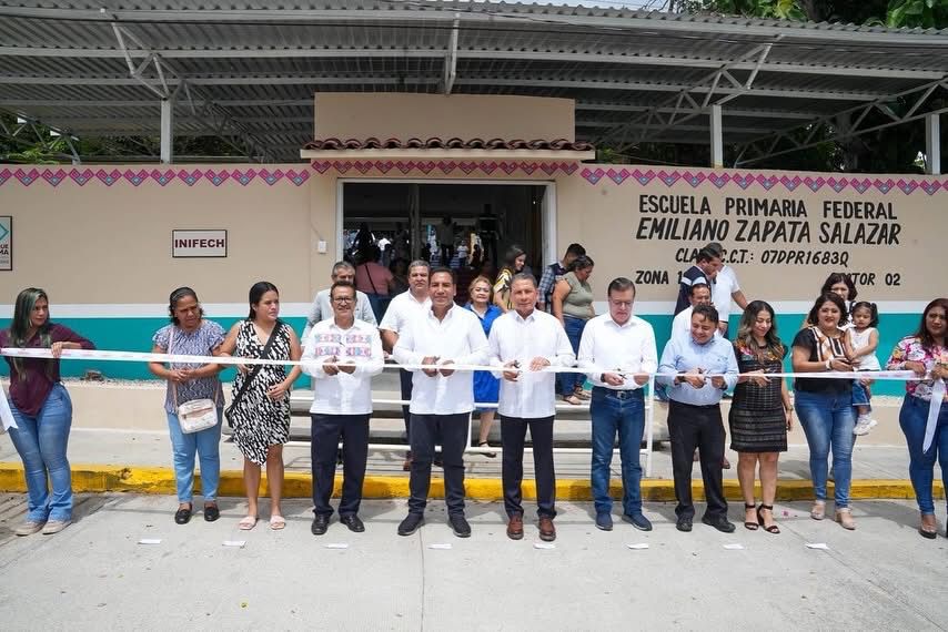 El gobernador inauguró espacios educativos con inversión superior a 3.5 millones de pesos.