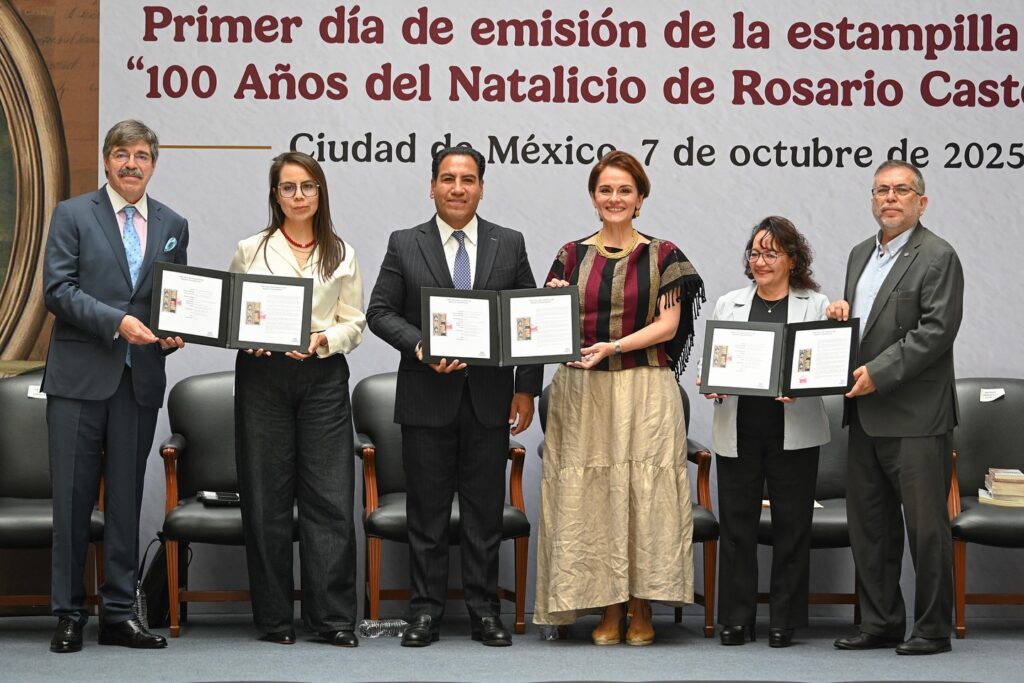 Destacan su aporte literario y su lucha por la igualdad.