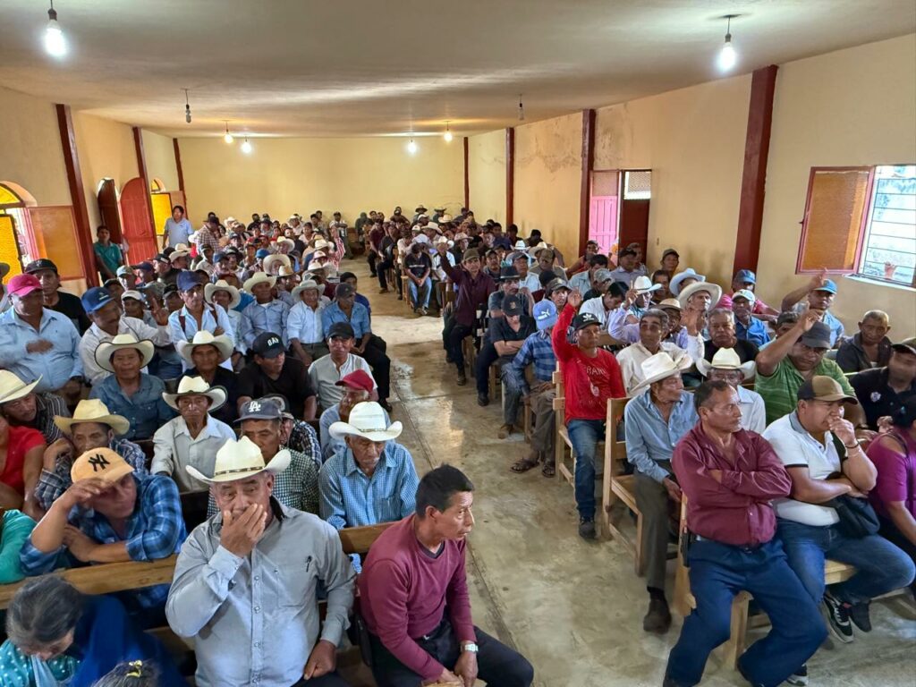 Llevaron a cabo una Asamblea General donde manifiestan su inconformidad ante el ingreso de los regidores plurinominales