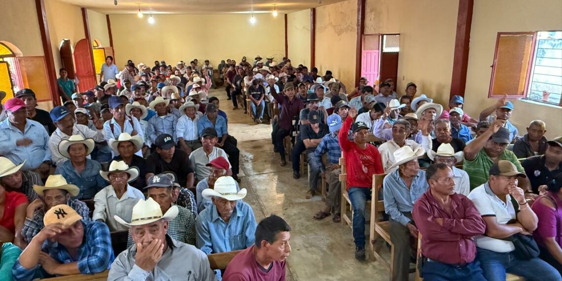 Llevaron a cabo una Asamblea General donde manifiestan su inconformidad ante el ingreso de los regidores plurinominales