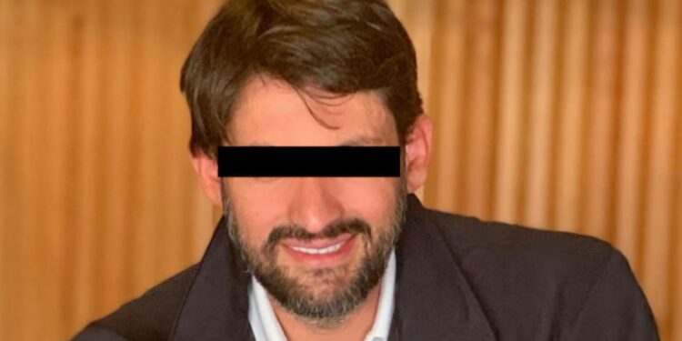 El detenido enfrenta cargos por delincuencia organizada y lavado de dinero.