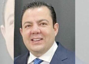 Los nombres de Fernando Padilla Farfán y Ángel Lara, éste último alias el constructor consentido del caído Ángel Torres, suenan cada vez más fuerte en la mira de las carpetas judiciales que comienzan a armarse contra los empresarios del presunto saqueo.