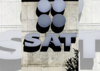 El SAT y sus empleados