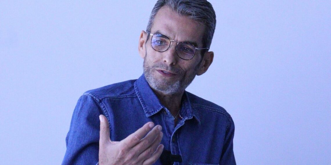 Diario Ultimátum festejó la trayectoria y cumpleaños de Juan Carlos Cal y Mayor, articulista y analista político reconocido por su mirada crítica y sólida formación académica.