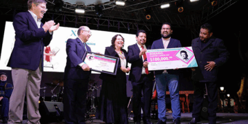 El festival apostó por la inclusión: desde títeres y loterías literarias para la niñez, hasta un día dedicado a juventudes con rock, ska y expresiones urbanas.