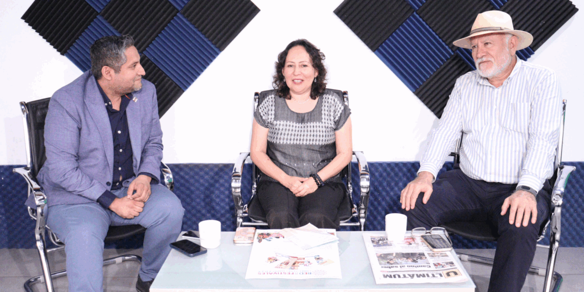 Altuzar destaca festivales y proyectos itinerantes.