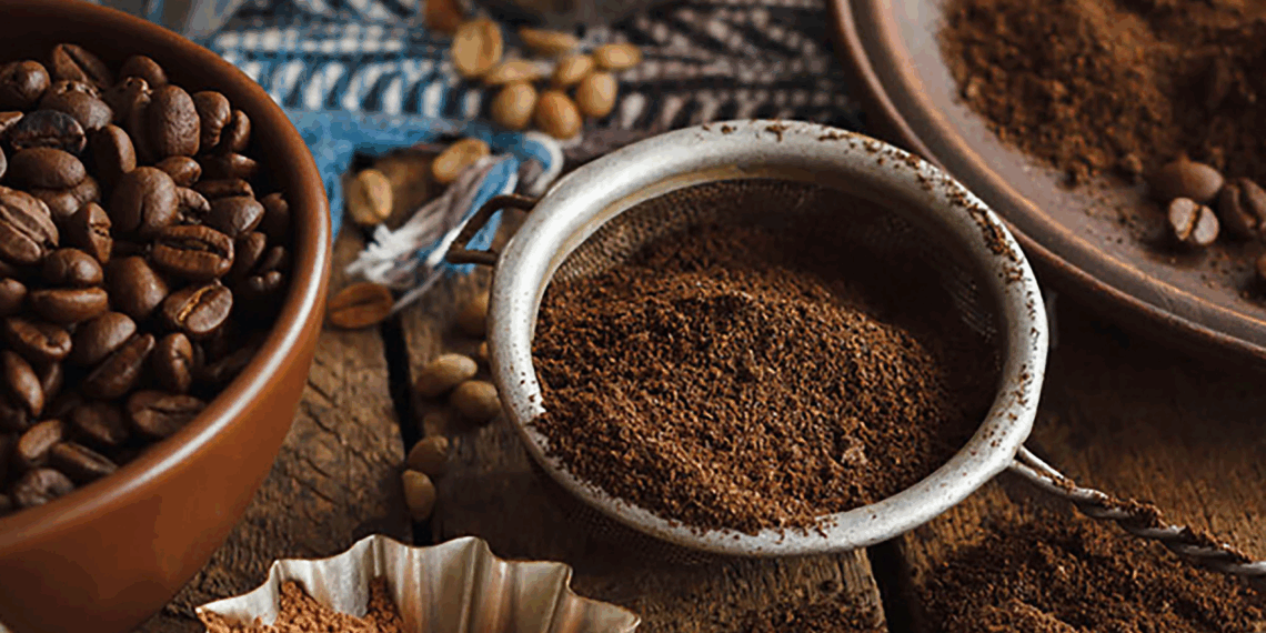 Durante el último año, el precio del café en los mercados internacionales ha experimentado una fuerte volatilidad, presionado por factores climáticos, logísticos y geopolíticos. 