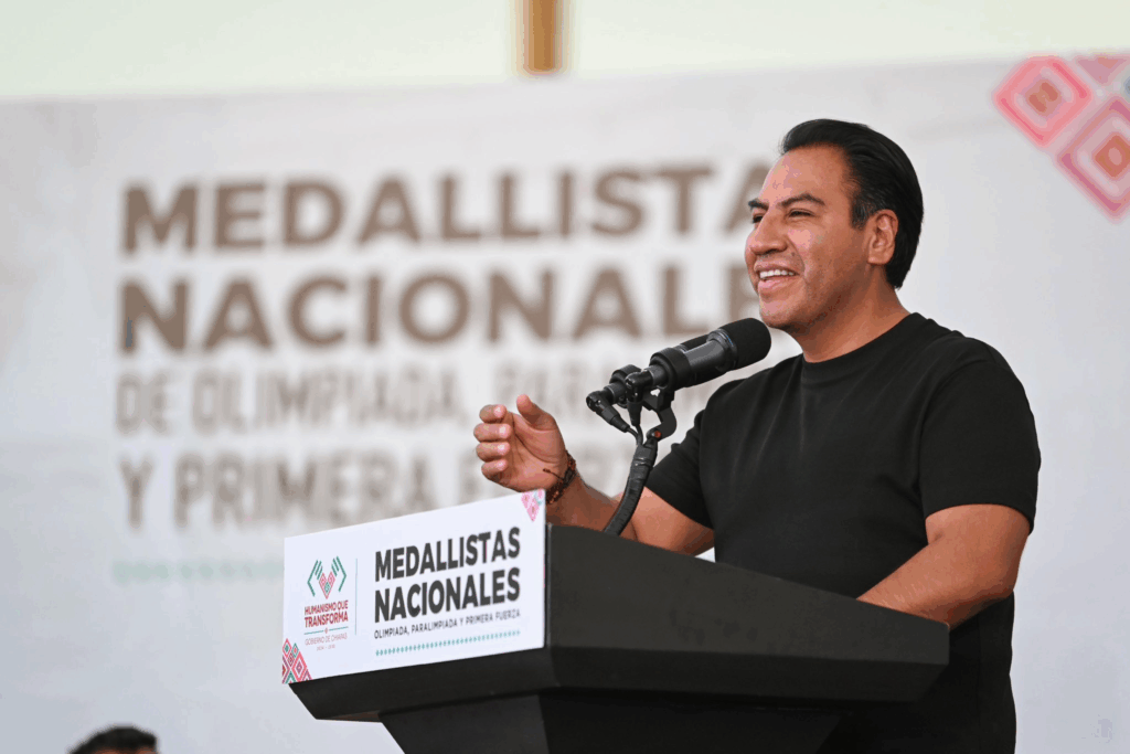 Reconocieron a medallistas chiapanecos por su desempeño nacional.
