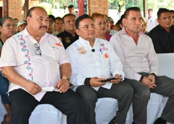 El magistrado encabezó encuentros directos en Copainalá y San Fernando.