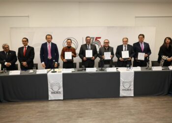  Acuerdo impulsará programas académicos y acciones en materia migratoria.