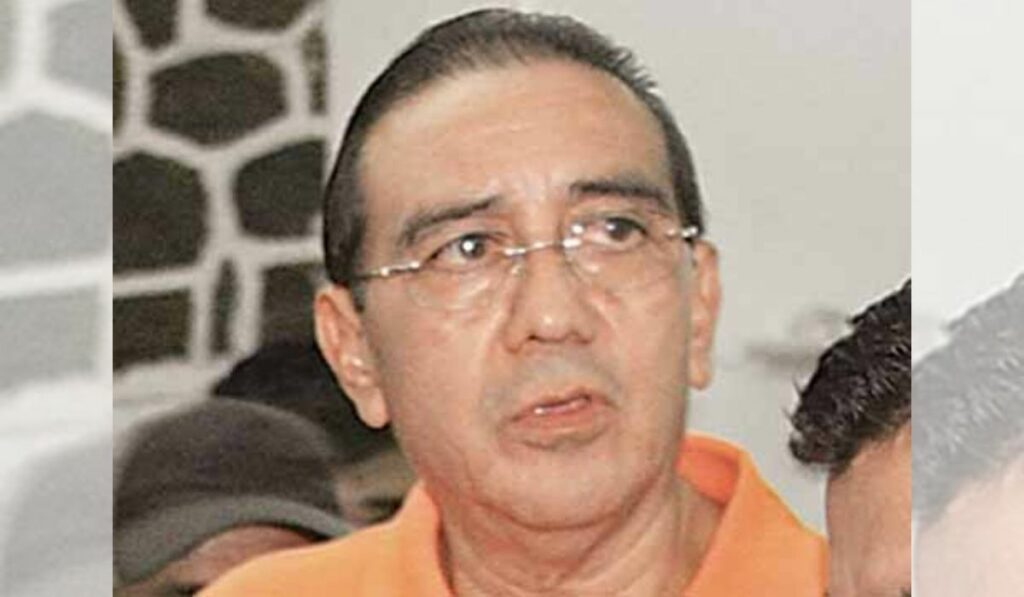 Originario del pueblo Zoque de Soyaló, Chiapas, fue Gobernador con todo el aparato de gobierno en contra y con miles de chiapanecos a su favor, 