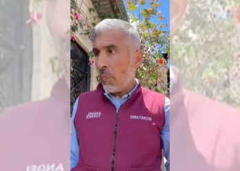 Pero ahí está, tercamente, ensayando una estrategia tan absurda como desesperada porque tratar de “promocionarse” rumbo a una improbable reelección.