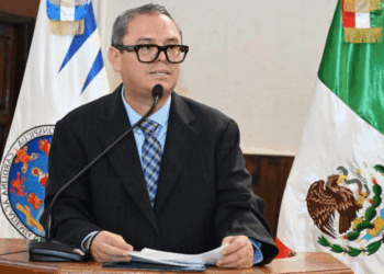 Oswaldo Chacón cumplirá un año al frente de la UNACH, periodo en el que se consolidó como una figura influyente del ámbito académico y político de Chiapas.