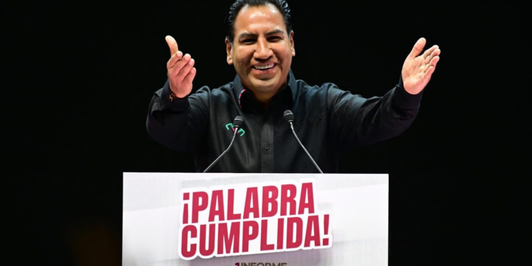 Gobernador itinerante: Eduardo Ramírez Aguilar ofrece seguir siendo un gobernador de "mucho territorio" y contacto directo, habiendo recorrido ya los 124 municipios, durmiendo donde le agarre la noche.