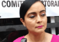 En resumen, la pasada secretaria general del sindicato, Claudia Ulloa Zenteno, y la anterior mesa directiva, incurrieron en usurpación de funciones al realizar un procedimiento que ya no era de su competencia legal. 
