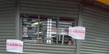 El “caído” le cae a los Oxxo’s