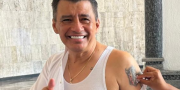 Uriel Estrada fue postulado bajo la categoría de representante indígena, a pesar de haber sido duramente impugnado por autoridades y habitantes de las comunidades tsotsiles, quienes señalaron que no cumple con los requisitos para ostentar esa identidad y exigieron respeto a sus derechos políticos.  