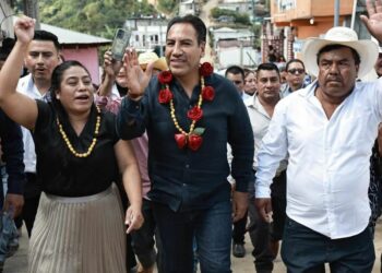 El mandatario entregó apoyos, supervisó obras y anunció nuevas inversiones.