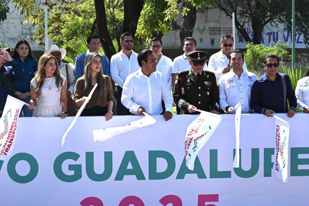 Gobernador reforzó coordinación para garantizar paz y vigilancia en temporada.