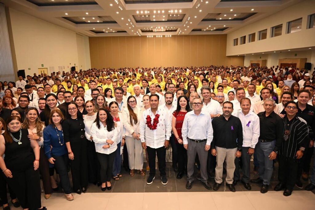 Programa estatal busca reducir rezago con apoyo institucional y social.