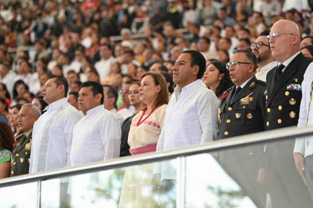 Reconoció los avances y resultados alcanzados en favor del desarrollo, la prosperidad y el bienestar de las oaxaqueñas y los oaxaqueños.