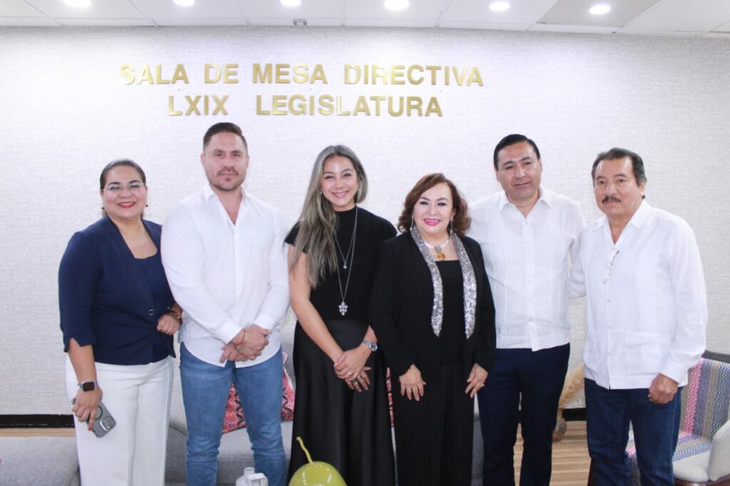  La titular, Obdulia Magdalena Torres Abarca, compareció ante comisiones del Congreso como parte de la Glosa del Primer Informe de Gobierno.