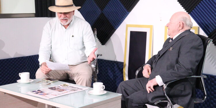 El carisma nace del equilibrio entre fuerza y empatía.