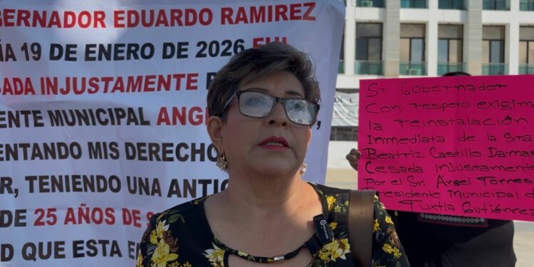 La trabajadora señaló a Efraín Soberano como responsable por hostigamiento y acoso laboral.